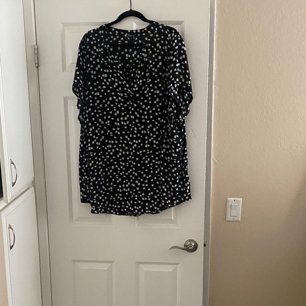 Torrid Black and White Patterned Blouse